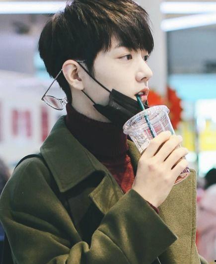 肖戰(zhàn)吃瓜的娛樂(lè)者有哪些,盤點(diǎn)那些熱衷于娛樂(lè)八卦的瓜友